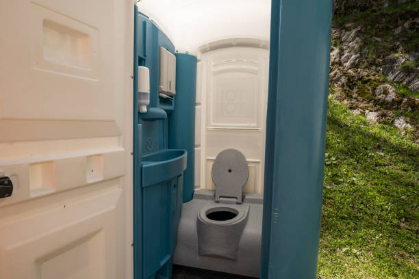 Best Porta potty services near me  in Gainesville, VA